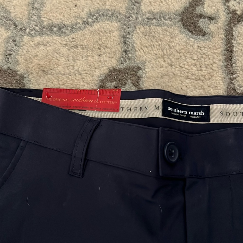 Southern Marsh Navy Peterson shorts brand new with tags - Picture 2 of 2